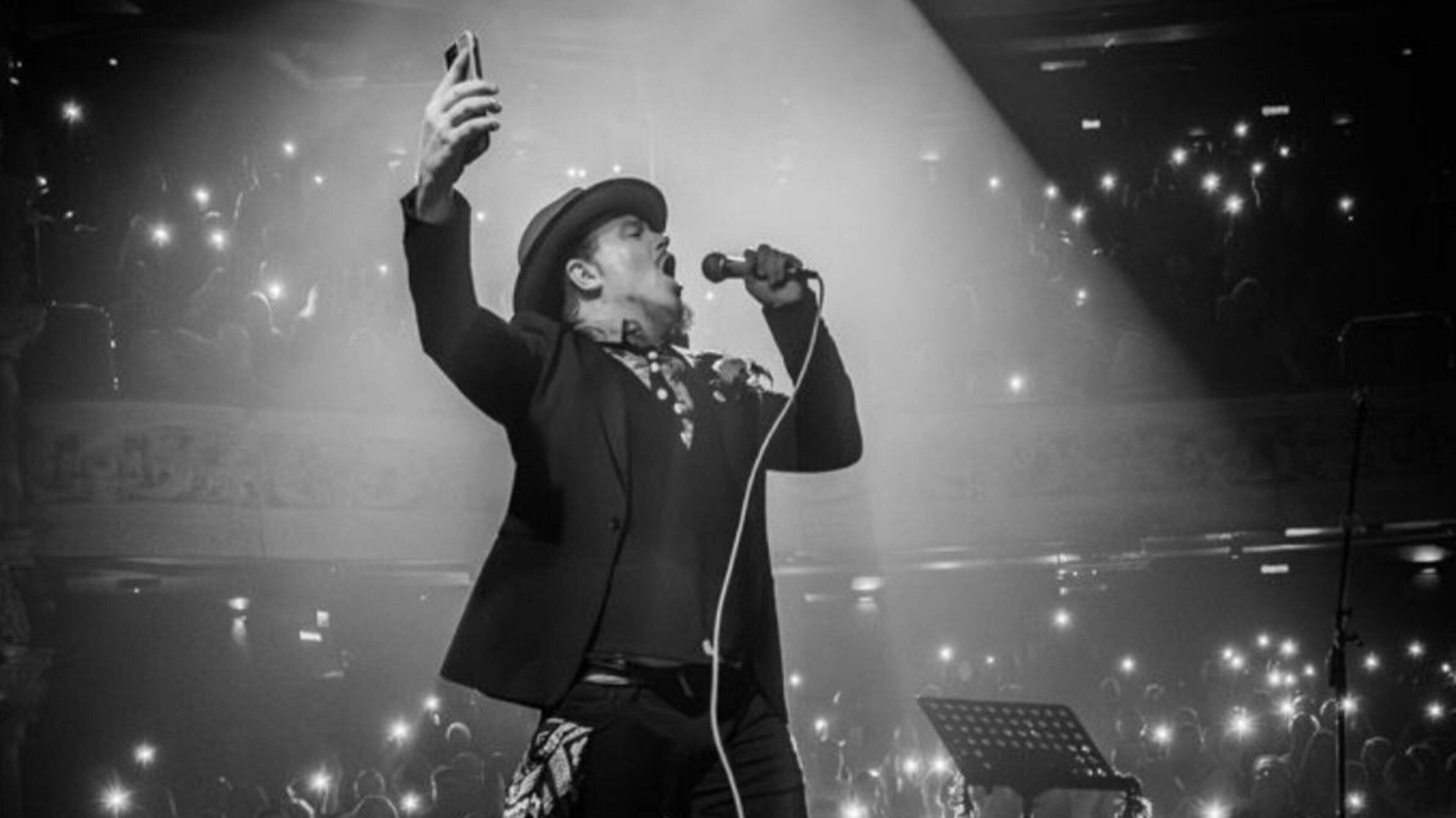 Jack Lukeman to bring celestial themed ‘Dark Skies’ EP to Mayo church at upcoming Mayo Dark Sky Festival